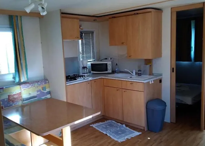 En Bord De Дом отдыха *