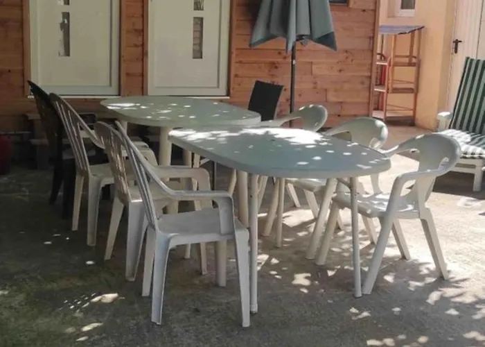 En Bord De Дом отдыха